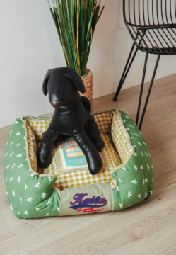 Katsu peti vihreällä kuosilla 55x45x23 cm