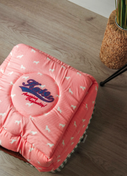 Katsu petimaja vaaleanpun/vihreä ruutu