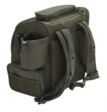 Patriot Tackle System kalastusreppu sis. 4 medium kokoista vieherasiaa